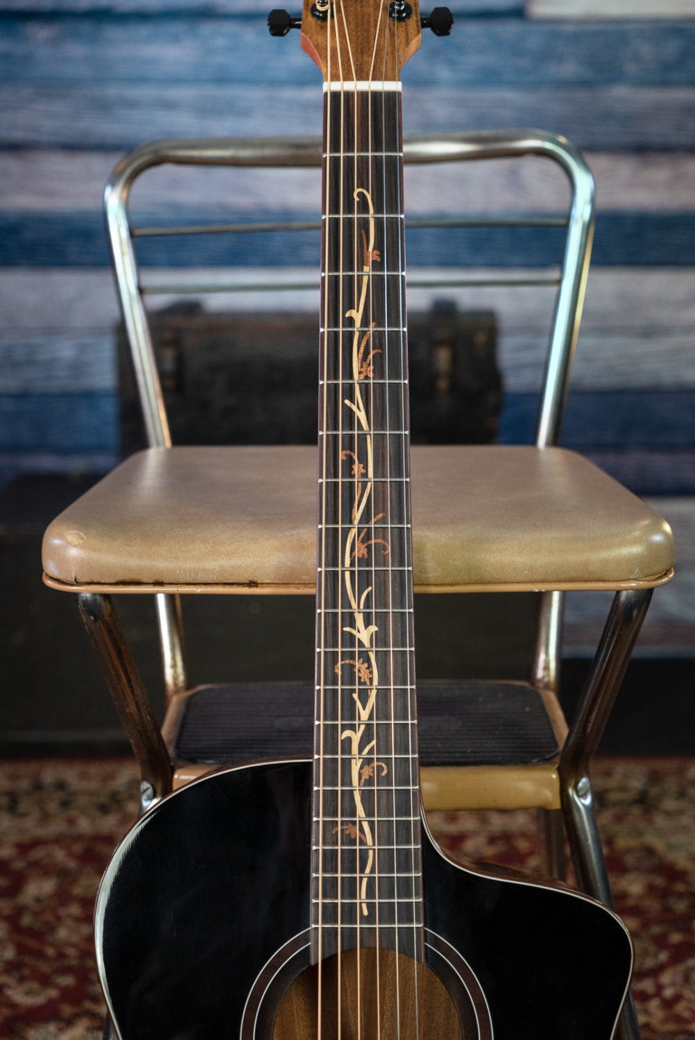 Washburn Washburn Bella Tono Studio 9 Charcoal Spruce Top Vine Inlay AC/EL - Guitars