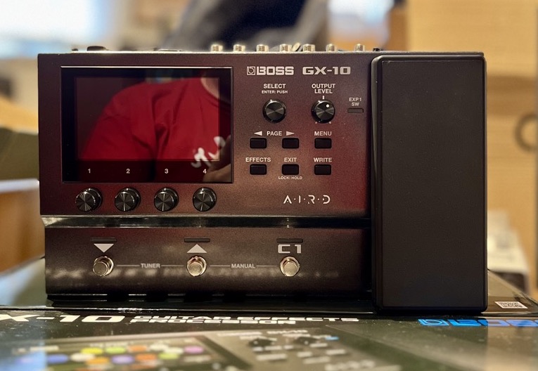 BOSS BOSS GX-10 Guitar Effects Processor With Touchscreen - Effects