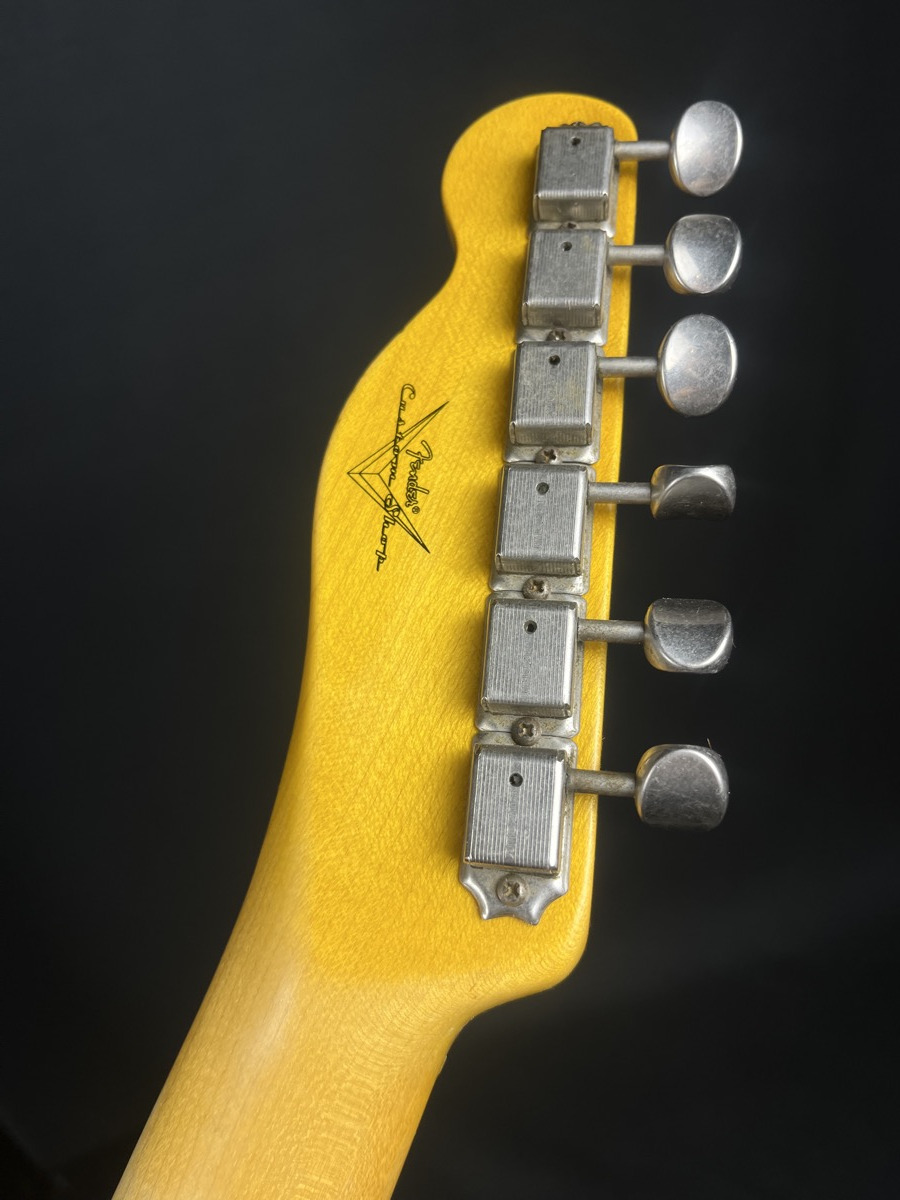 Fender Custom Shop USED Fender 2015 Custom Shop '63 Telecaster Relic Ice Blue Metallic w/OHSC - Used
