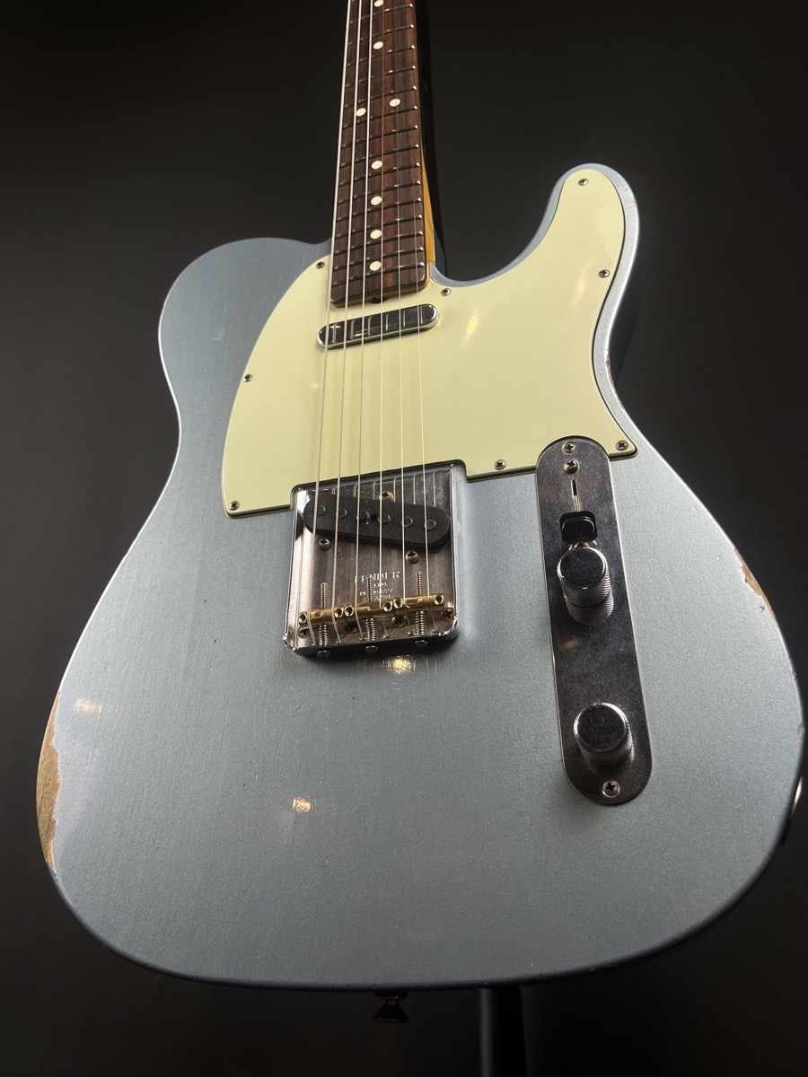 Fender Custom Shop USED Fender 2015 Custom Shop '63 Telecaster Relic Ice Blue Metallic w/OHSC - Used