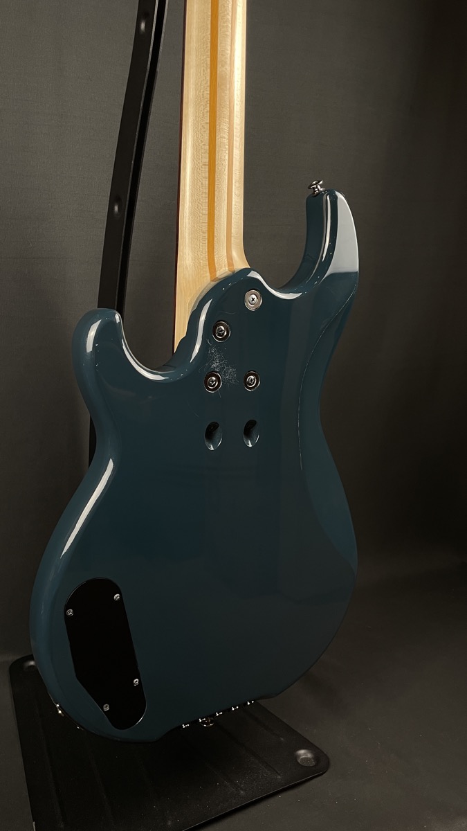 Yamaha USED Yamaha BB435 5 String Bass In Teal Blue - Used