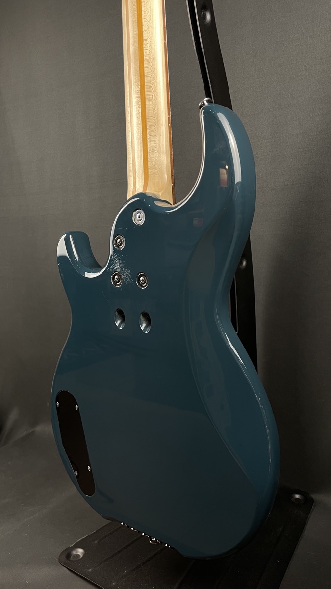 Yamaha USED Yamaha BB435 5 String Bass In Teal Blue - Used