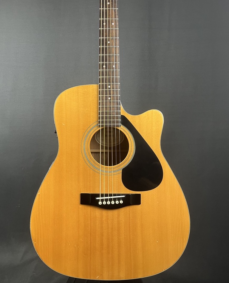 Yamaha USED Yamaha FG411-SC Acoustic Electric Dreadnought - Used